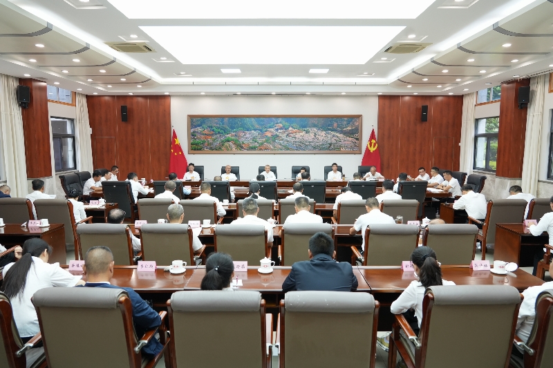 2025年8月26日，红河州十三届人大常委会第二十四次会议举行联组会议，对红河州农民工返乡创业情况开展专题询问.jpg