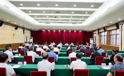 6月25日，州人大常委会召开2025年基层人大代表座谈会，听取州人大代表对州人大及其常委会、“一府一委两院”工作的意见建议。