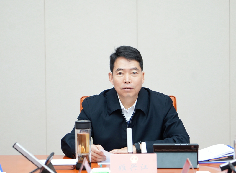 主任讲话.jpg 主任讲话.jpg